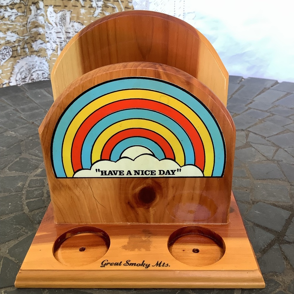 Vintage Great Smokey Mountains TN Wood Souvenir Napkin & Salt Pepper Holder